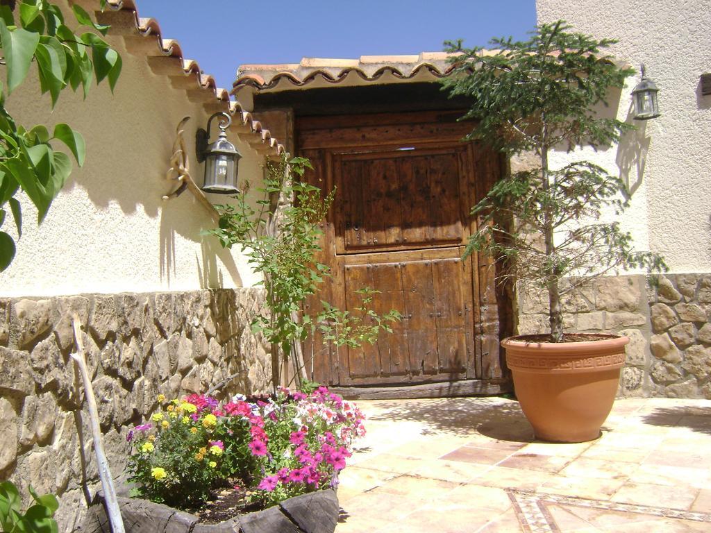 Apartamentos Rurales La Muralla II Canete  Exterior photo