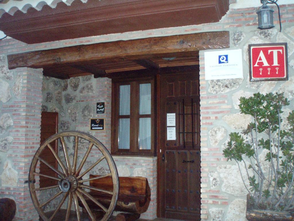 Apartamentos Rurales La Muralla II Canete  Exterior photo